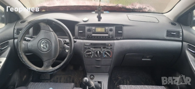 Toyota Corolla 2.0 D4D 90PS - ударена, снимка 5 - Автомобили и джипове - 53498125