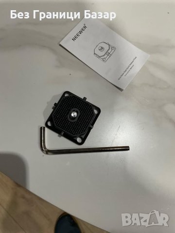 Нова Neewer Универсална Бързосменяема Плочка с 4 Арка Слота, снимка 8 - Чанти, стативи, аксесоари - 43068023