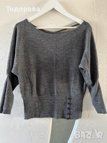 Дамска блуза S/C размер, снимка 2 - Блузи с дълъг ръкав и пуловери - 44883191