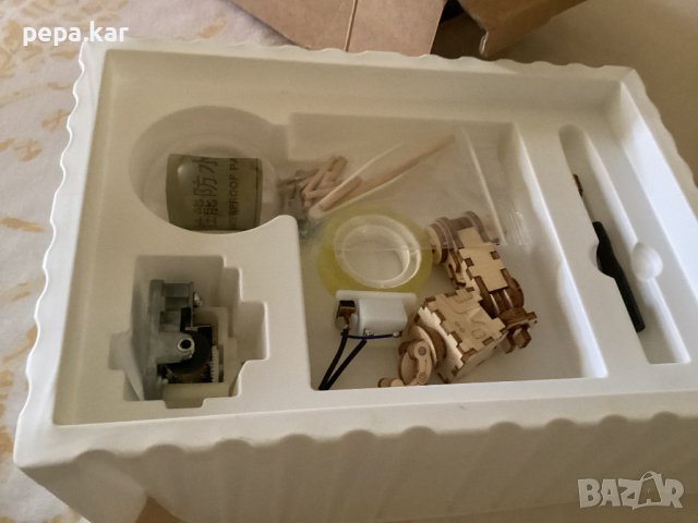 Music box. Дървен 3Д пъзел робот , в кутия нов , снимка 2 - Игри и пъзели - 37594793