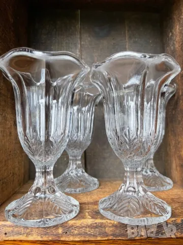 Комплект от 4 // Vintage Italy "Fidenza" Ruffled/Tulip, снимка 4 - Прибори за хранене, готвене и сервиране - 48245274