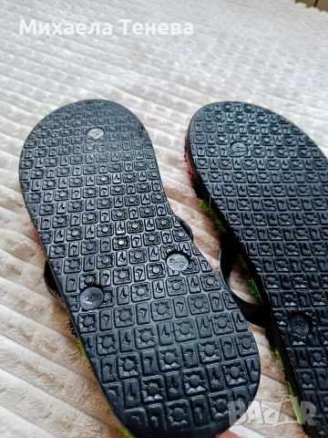 чехли Globe 39 номер, снимка 5 - Мъжки чехли - 53413250