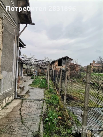 Продавам къща в с. Брест обл.Плевен , снимка 2 - Къщи - 51039705