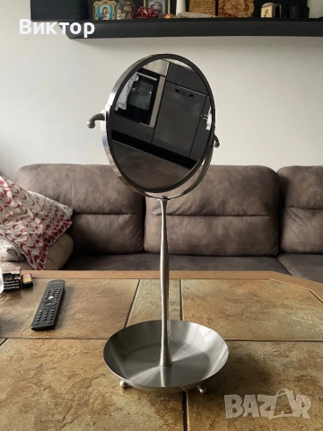 Огледало със Стойка за Гримиране, снимка 2 - Други стоки за дома - 52015551