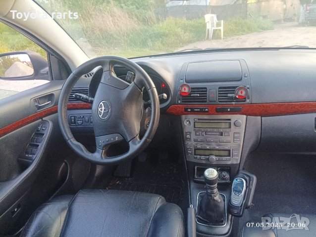 На части Авенсис т25 фул екстри !!!, снимка 7 - Автомобили и джипове - 40623540