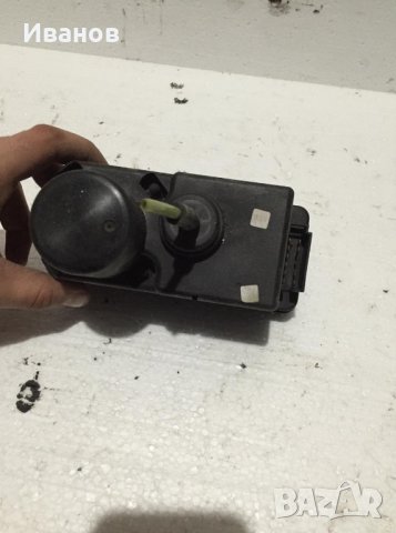 Компресор за централно заключване Вакуум помпа за VW Голф/Golf 3 Венто, снимка 3 - Аксесоари и консумативи - 27809784