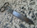 Британска шивашка ножица, снимка 1 - Антикварни и старинни предмети - 28486342
