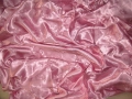 Розов копринен атлаз 140/160 см, 1980-те г. неупотребяван, отличен, снимка 2
