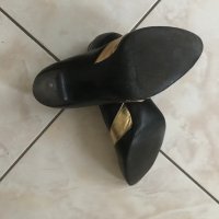 2 бр Черни Дамски обувки Естествена кожа - велур, лицева кожа , снимка 9 - Дамски обувки на ток - 28626014
