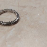 Нежен сребърен пръстен с черни камъчета , снимка 2 - Пръстени - 38775046