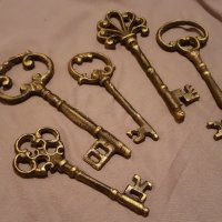 Огромни чугунени ключове, Нови! Цена за брой!, снимка 3 - Антикварни и старинни предмети - 27354057