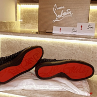 мъжки обувки Louboutin, снимка 2 - Спортно елегантни обувки - 44859770