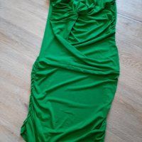 Зелена рокля, снимка 1 - Рокли - 28480548