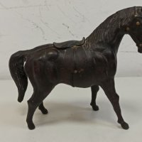 Фигура на кон с естествена кожа, снимка 2 - Антикварни и старинни предмети - 32930595