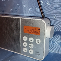 портативно радио sony xdr-s40dbp, снимка 1 - Радиокасетофони, транзистори - 44871912