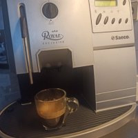 Кафе автомат Саеко Роял, работи отлично, направена е профилактика, сменени са всички уплатнения, снимка 1 - Кафемашини - 38714655