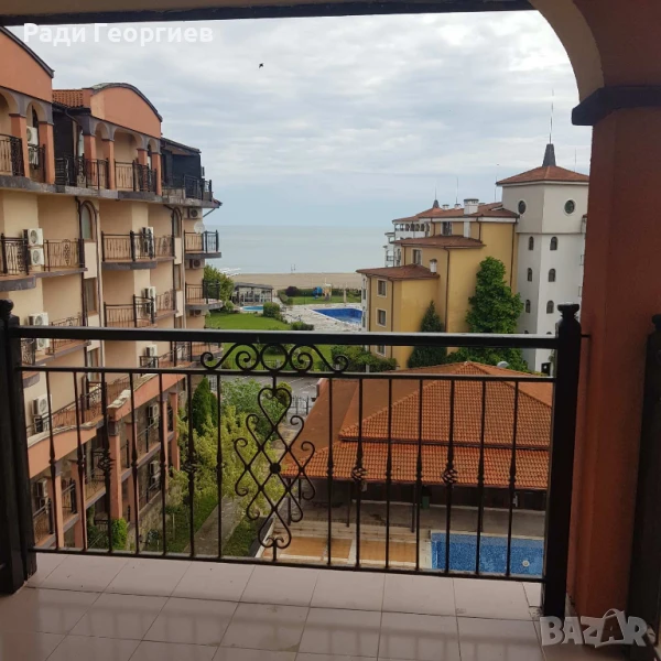 продава двустаен в Царево, снимка 1