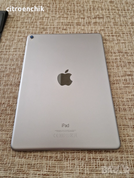 Таблет Apple iPad Pro 9,7" (1st Gen) 32GB MLMN2FD/A, снимка 1