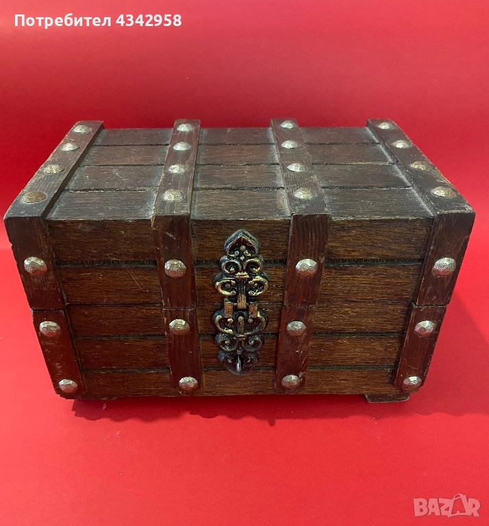 Старинна дървена кутия за бижута., снимка 1