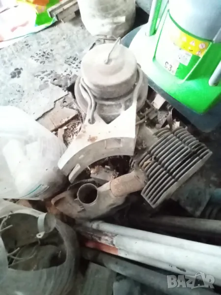 Мотор от Трабант Trabant - цял , снимка 1