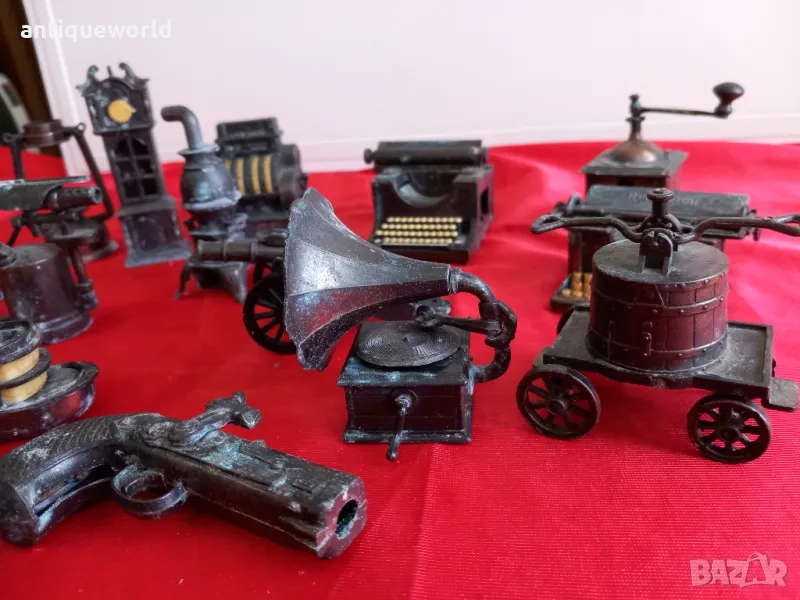 Уникална Колекция Миниатюри Острилки 16бр., снимка 1