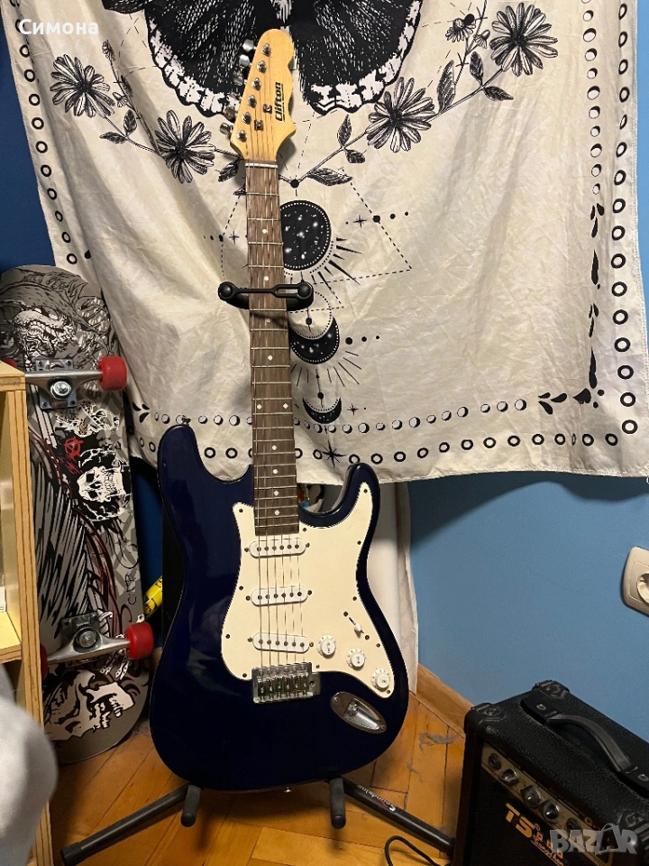 Електрическа китара + усилвател с дисторшън, снимка 1
