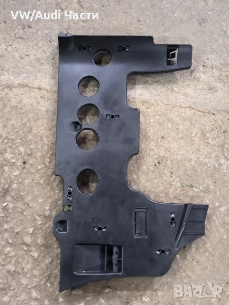 Кора капак под волан арматурно табло за Голф 5 VW Golf 5 1K1863081, снимка 1