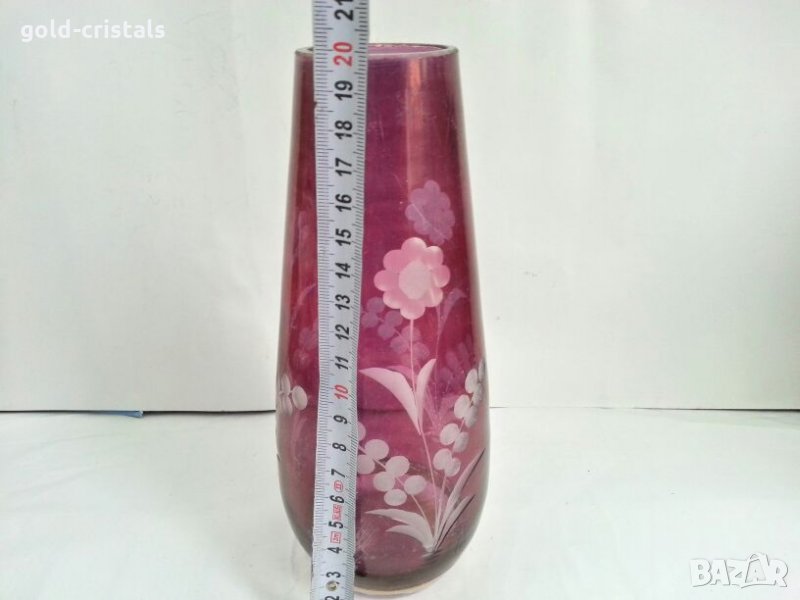 Стъклена гравирана ваза , снимка 1