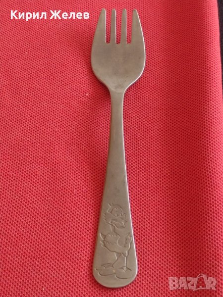 Стара детска вилица за десерт ПАТЕТО ЯКИ уникат за КОЛЕКЦИОНЕРИ 31658, снимка 1