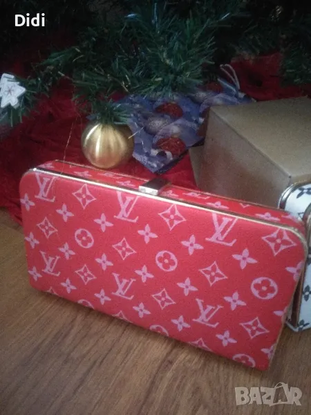 Чанти Пликове Клъч Луи Вютон, снимка 1