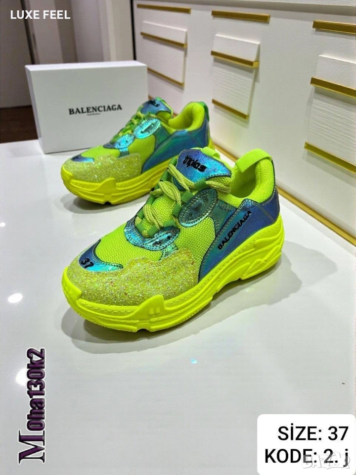 Balenciaga ⚜️ Дамски Маратонки , снимка 1