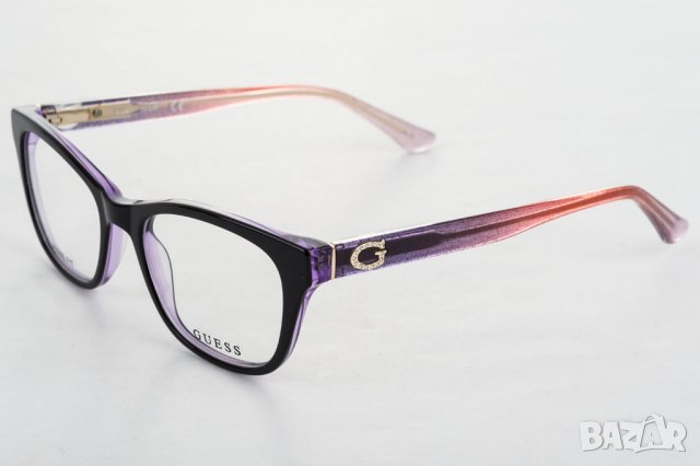 Черни дамски рамки за очила с цветни дръжки марка Guess , снимка 4 - Слънчеви и диоптрични очила - 32864365