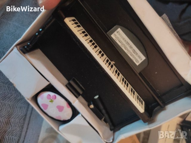 Дървена декорация пиано ново с транспортен дефект, снимка 3 - Други стоки за дома - 37400684