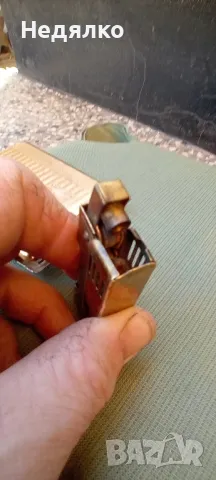 Стара позлатена табакера със запалка Москва, снимка 3 - Антикварни и старинни предмети - 47685183