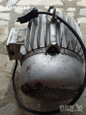 Електродвигател трифазен 5,5/1500 об, снимка 3 - Градински инструменти - 34720166