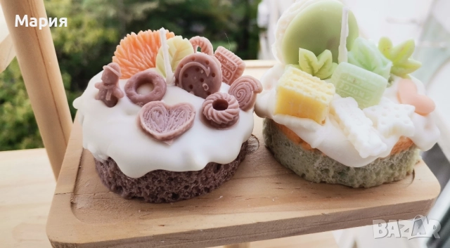 Коледни торти и мъфини свещи , снимка 18 - Декорация за дома - 52248494