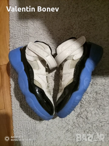 Маратонки Nike Air Jordan (29 u 38 номер), снимка 5 - Детски маратонки - 53477524