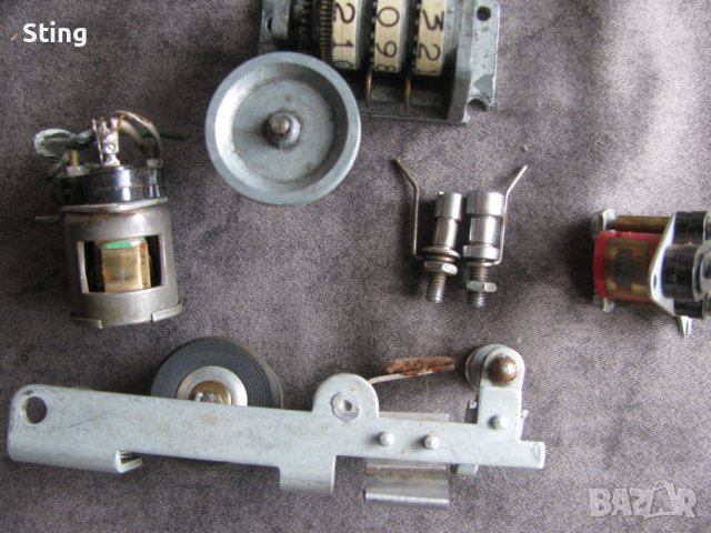 RFT BG23 - 2   Лампов Магнетофон 1961год, снимка 10 - Радиокасетофони, транзистори - 37047928