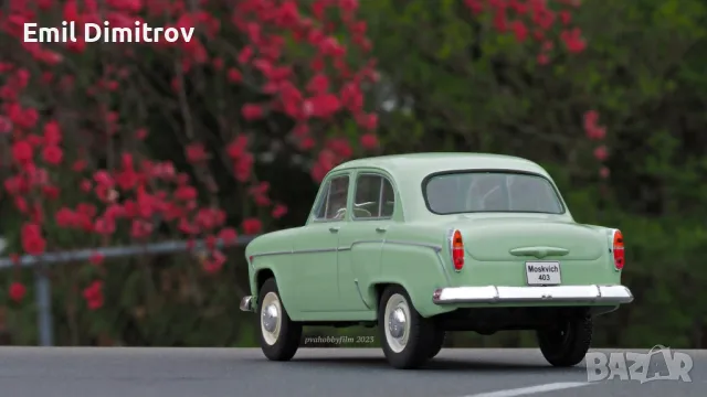 Умален модел на Москвич-403-407 в мащаб 1:24, снимка 5 - Колекции - 48385417