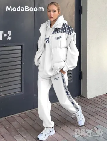 Дамски комплекти от три части 