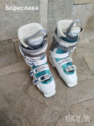 Ски обувки 