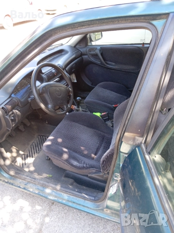 Продавам Опел Астра бензин комби град Белене , снимка 4 - Автомобили и джипове - 52157448