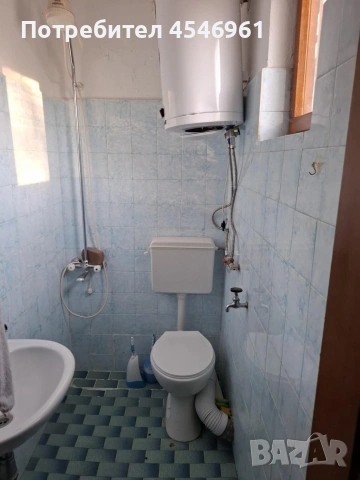 Продава се масивна и тухлена къща в гр. Карлово , кв. Сушица , снимка 7 - Къщи - 53283020