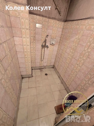 Продавам къща в град Гълъбово , снимка 14 - Къщи - 52538323