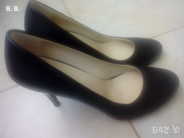 Черни дамски обувки на висок ток - обувани веднъж, снимка 4 - Дамски елегантни обувки - 50902208