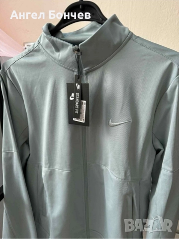 Спортен екип NIKE, снимка 3 - Спортни екипи - 52625167