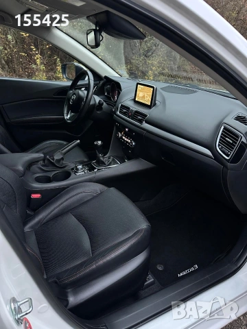 Mazda 3 2.2d Skyactiv , снимка 12 - Автомобили и джипове - 53296964
