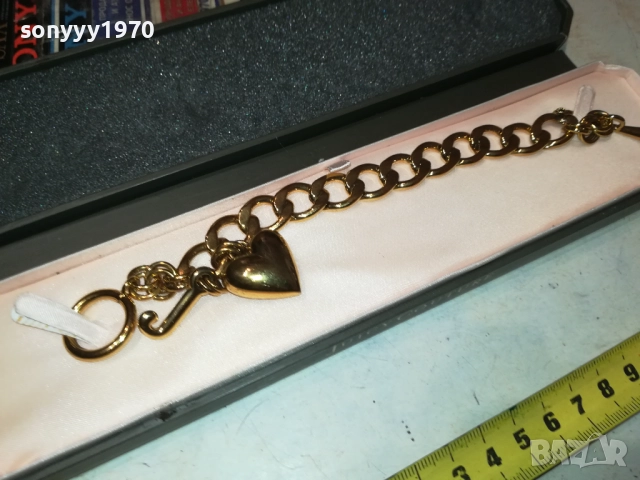 JUICY COTURE GOLD BORN IN USA-ВНОС SWISS 2709251901, снимка 12 - Гривни - 51859359