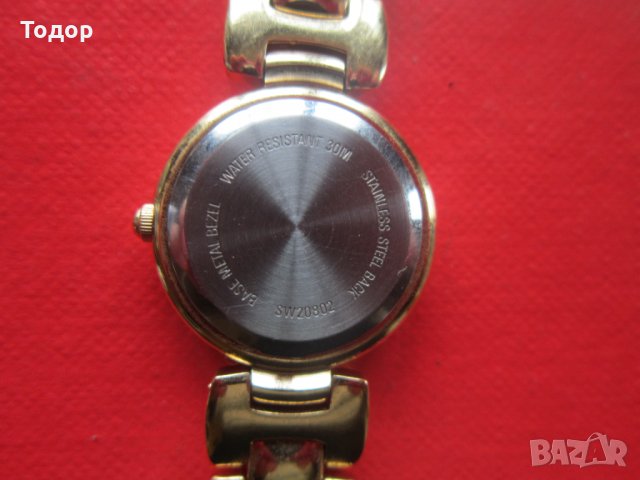 Луксозен позлатен часовник Роданиа Кварц седеф , снимка 6 - Дамски - 33105040