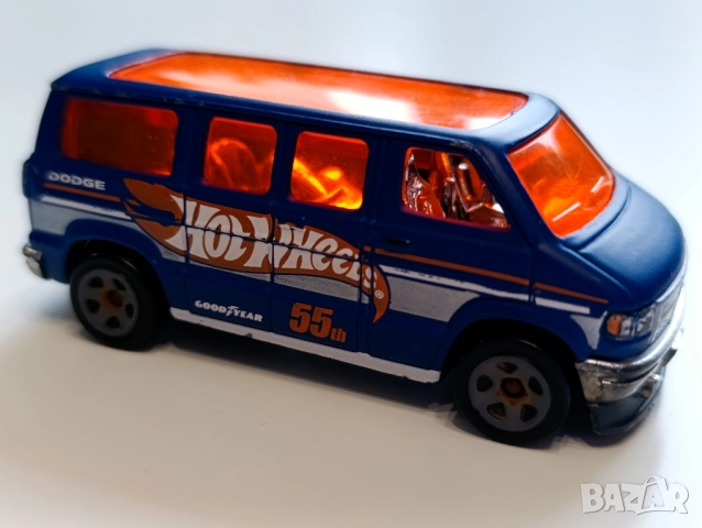 Hot Wheels Dodge Van – 55th Anniversary Edition